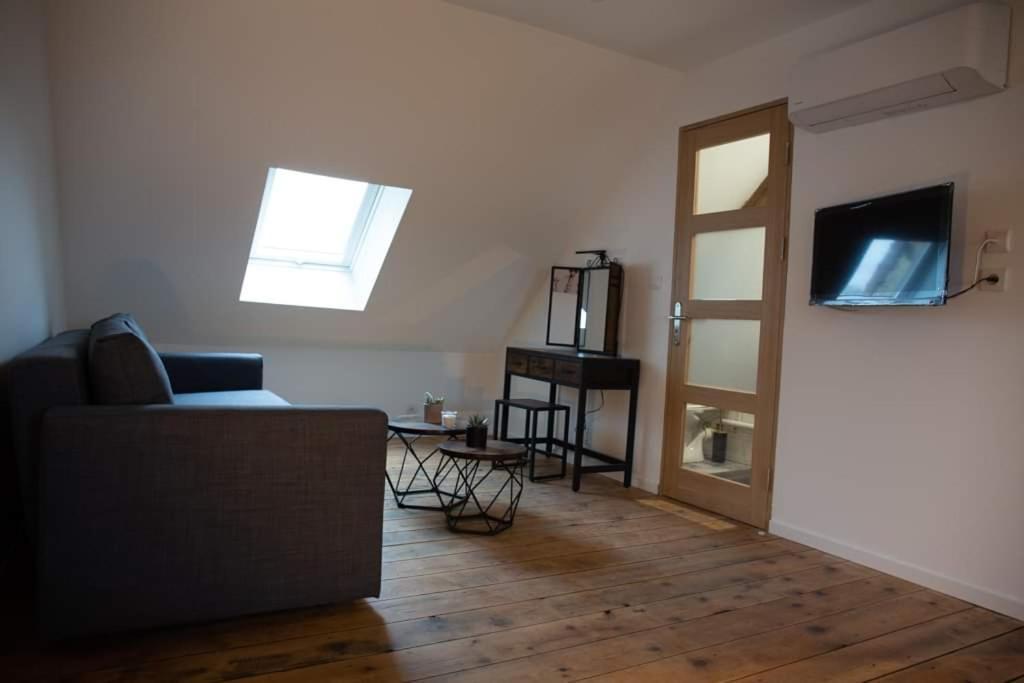 Cyris - Chambres Duplex Climatisees - Spa & Piscine Centre Ville Saint-Germain-des-Fosses Bagian luar foto
