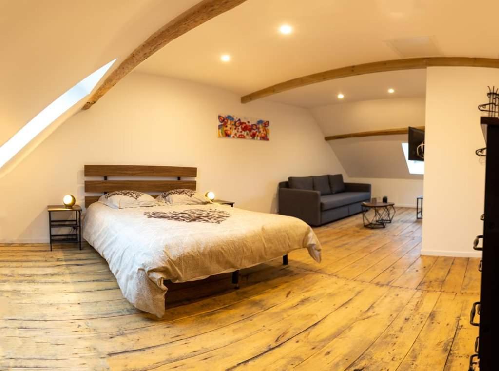 Cyris - Chambres Duplex Climatisees - Spa & Piscine Centre Ville Saint-Germain-des-Fosses Bagian luar foto